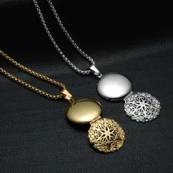Hollow-out round ball - photo frame - necklaceNecklaces