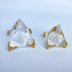 Energy healing - Feng Shui - crystal Egyptian pyramidDecoration