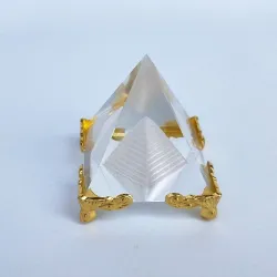 Energy healing - Feng Shui - crystal Egyptian pyramidDecoration