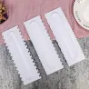 Decorative cream spatula - scraper - irregular teeth / edgeBakeware