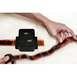 Negative film scanner - digital film converter - 17.9 megapixelsCamera