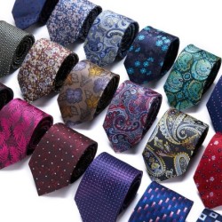 Fashionable silk tieBows & ties