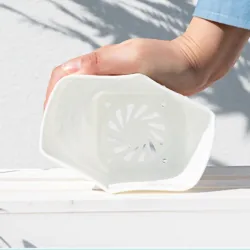Geometric flower pot - plastic resinGarden