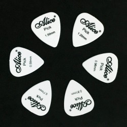 Guitar picks - 0.58mm - 0.71mm - 0.81mm - 0.96mm - 1.2mm - 1.5mm - 6 piecesGuitars