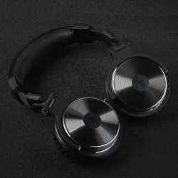 Professional DJ studio headphones - wired stereo headset - with microphoneEar- & Headphones