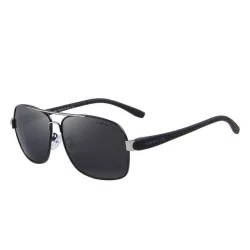 Mirror lens polarised sunglassesSunglasses